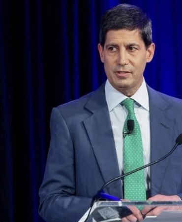 Trump039in-Fed-adayi-Warsh-Para-politikasinin-bagimsizligi-korunmali-featured