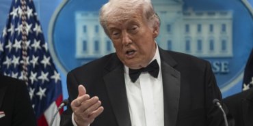 Trump'tan dikkat çeken açıklama! 'İran çöküş aşamasında' 1 Trump039tan-dikkat-ceken-aciklama-039Iran-cokus-asamasinda039-featured