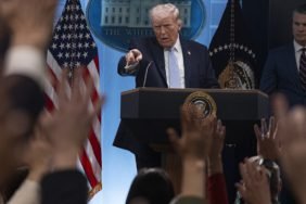 Trump8217tan-Iran8217a-Yeni-Tehdit-Anlasma-Olmazsa-Silah-Yuklu-Gemiler-featured