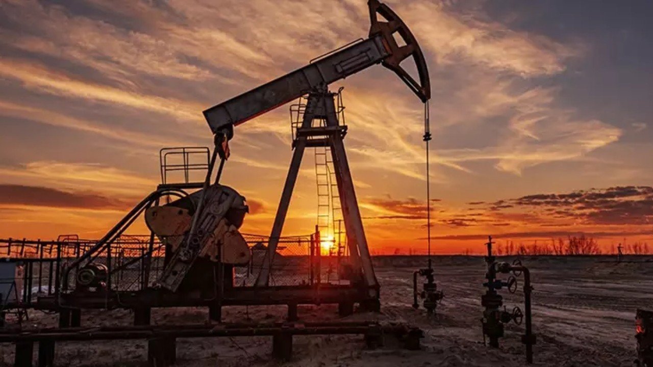 Trumpin-Iran-Tehditleri-Petrolu-Sicratti-114-Dolar-Asildi-featured