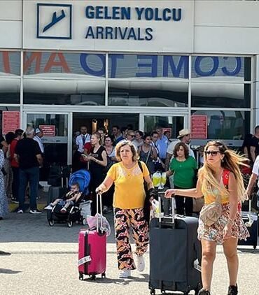 Turizmde-2026-Hedefleri-Almanya-ve-Ingiltere-Ile-Stratejik-Is-Birligi-featured