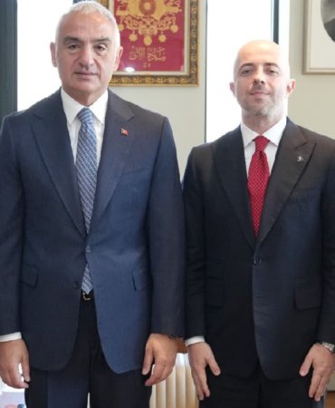 Turizmde-yeni-donem-basliyor-Bakanlik-ve-THYden-stratejik-is-birligi-featured