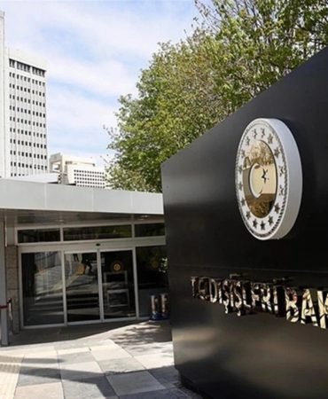 Turkiye039den-Yunanistan039a-sert-yanit-Hayali-sinirlar-cizen-haritalarin-gecerliligi-yok-featured