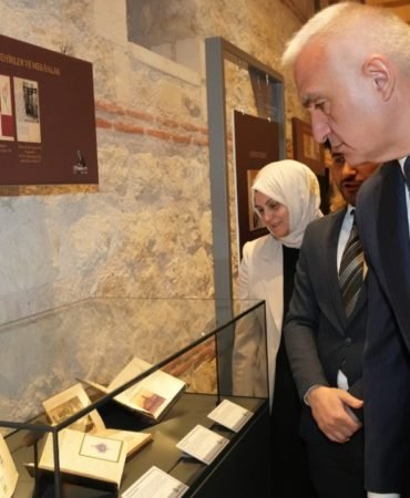 Turkiye8217nin-Yazma-Eser-Hazinesi-Dunyada-Ilk-Siralarda-featured