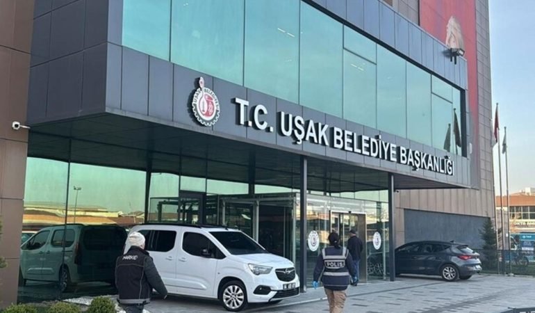 Usak-Belediyesi-sorusturmasinda-yeni-dalga-25-kisi-gozaltina-alindi-featured