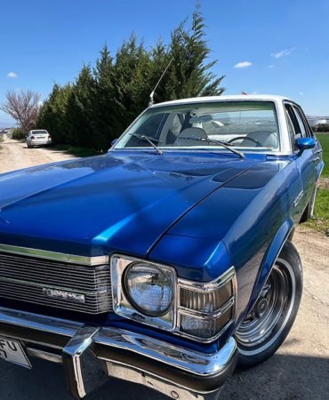 Usta-52-Yasinda-Hayalindeki-Klasik-Otomobile-Kavustu-featured