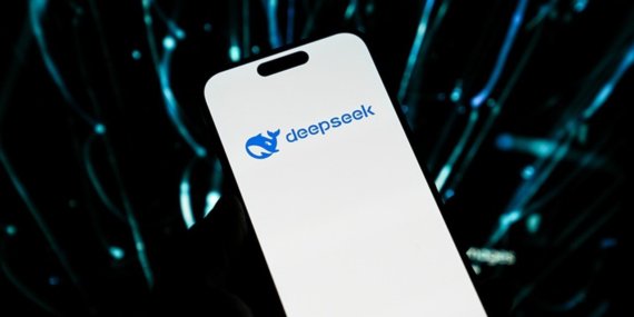 Yapay zekada rekabet kızışıyor! Çinli DeepSeek V4 modelini duyurdu