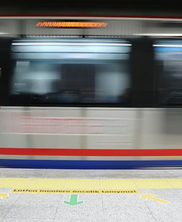 Yarin-toplu-tasima-ucretsiz-mi-23-Nisan-metro-metrobus-otobus-IETT-Marmaray-bedava-mi-featured