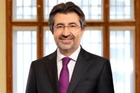 Ziraat-Bankasi8217nda-Cakar-Koltugunda-Oturmaya-Devam-Ediyor-featured
