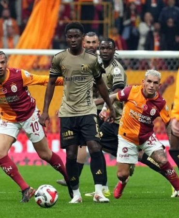 Zirve-yarisi-kizisti-Galatasaray-evinde-puan-kaybetti-featured