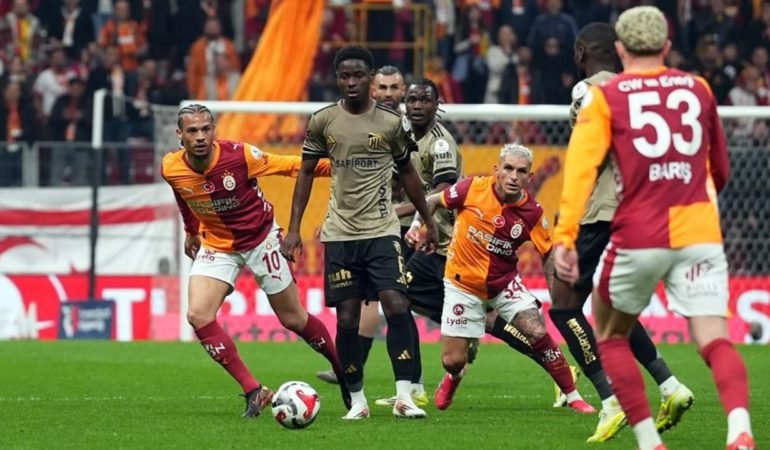Zirve-yarisi-kizisti-Galatasaray-evinde-puan-kaybetti-featured