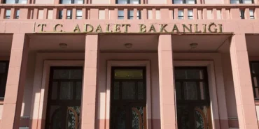 Adalet-Bakanligi-15-Bin-Personel-Alimi-Basvuru-Tarihleri-Bekleniyor-featured