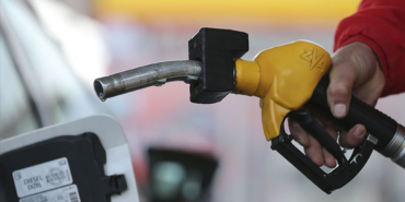 Akaryakit-fiyatlarinda-son-durum-Benzin-motorin-ve-LPG039ye-zam-indirim-var-mi-12-Mayis-2026-featured