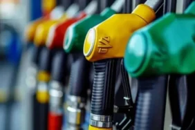 Akaryakit-fiyatlarinda-son-durum-Benzin-motorin-ve-LPG039ye-zam-indirim-var-mi-19-Mayis-2026-featured
