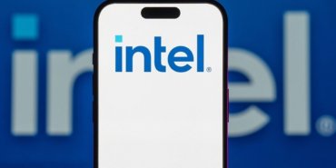 Apple-Intel-Anlasmasi-Intel-Hisseleri-Yuzde-14-Artisla-Tepki-Verdi-featured