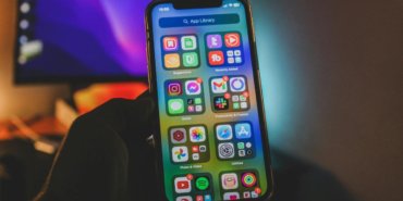 Apple-iOS-27-Siri-Yapay-Zeka-Destekli-Olacak-featured