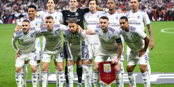 Aston Villa, Beşiktaş Park'ta UEFA Avrupa Ligi şampiyonu oldu