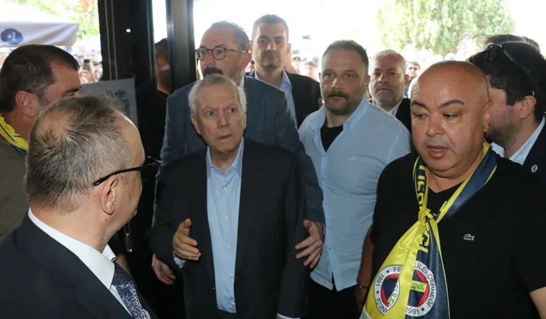 Aziz-Yildirim-Futbol-aklimiz-Fenerbahceyi-bilen-sporculardan-olusacak-featured