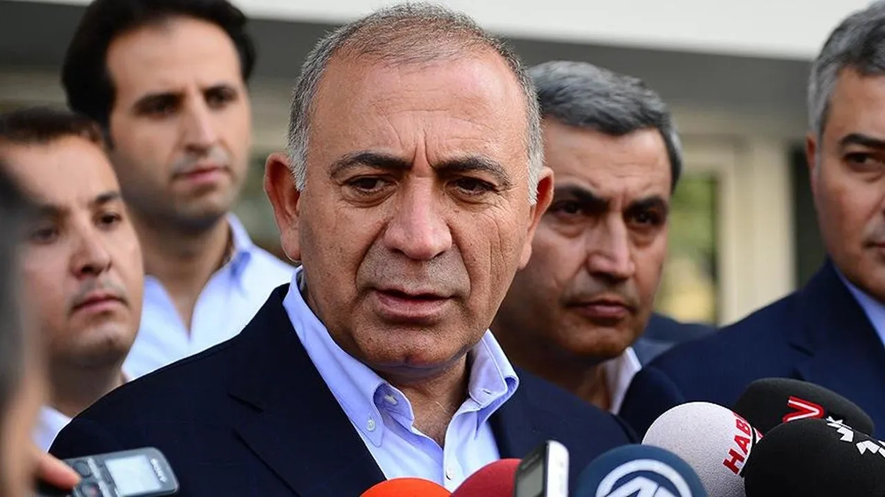 CHP-Istanbul-Il-Baskanligi8217nda-Gorev-Degisikligi-featured