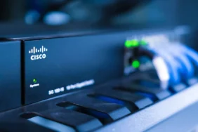 Cisco-Yukseldi-Yapay-Zeka-Talebi-Gelirleri-Tasidi-featured