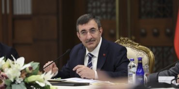 Cumhurbaskani-Yardimcisi-Cevdet-Yilmaz-Kuresel-belirsizliklere-ragmen-guclu-performans-featured