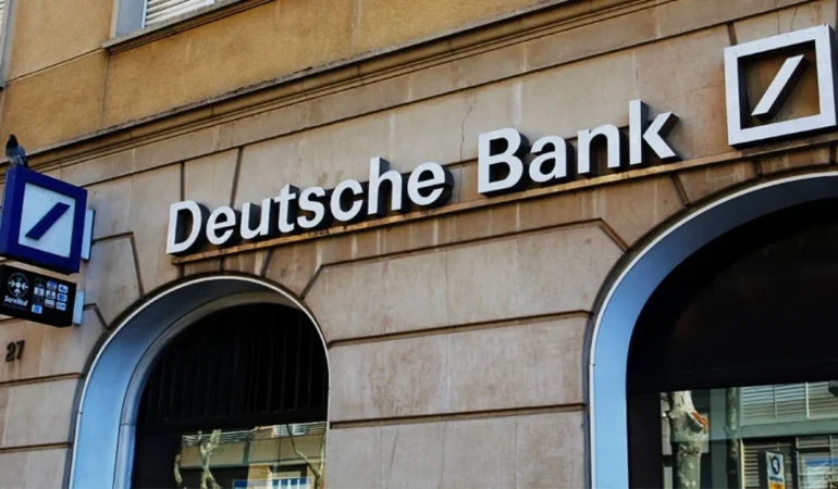 Deutsche-Bankin-en-fazla-aldigi-10-hisse-featured-1
