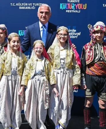 Eskisehir-Kultur-Yolu-Festivali8217ne-Ilk-Kez-Ev-Sahipligi-Yapiyor-featured-1