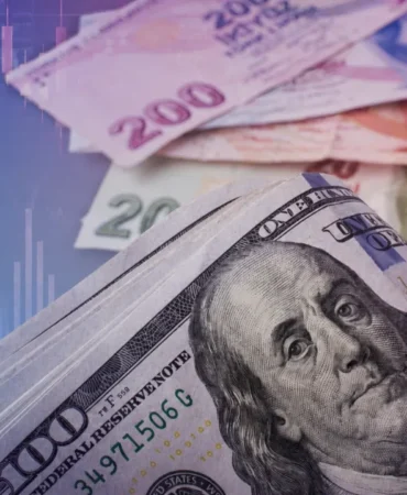 HSBC Yıl Sonu Dolar/TL Tahminini 50'ye Yükseltti 5 HSBC-Yil-Sonu-DolarTL-Tahminini-508217ye-Yukseltti-featured