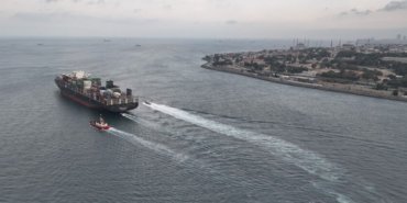 Istanbul-Bogazi8217nda-Gemiler-Azaldi-Yuk-Miktari-Artti-featured