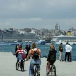 Istanbul039da-dev-kruvaziyer-yogunlugu-goruntulendi-featured