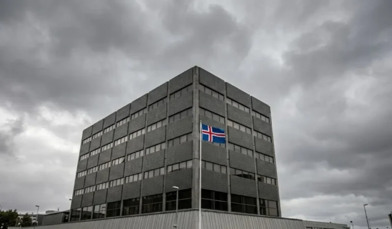Izlanda-Merkez-Bankasi-politika-faizini-yukseltti-featured