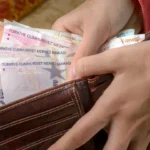 Kamu işçilerine ek ödemenin ilk yarısı yarın yapılacak 11 Kamu-iscilerine-ek-odemenin-ilk-yarisi-yarin-yapilacak-featured