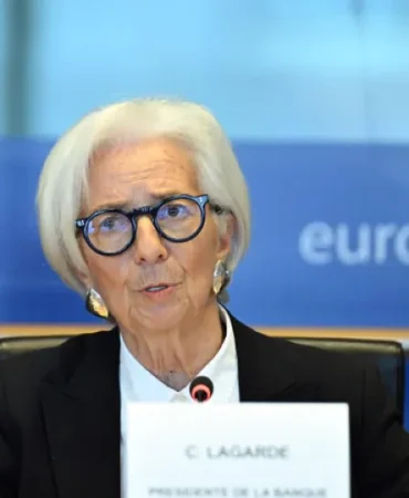 Lagarde-Uzun-vadeli-enflasyon-beklentileri-hedefle-uyumlu-featured