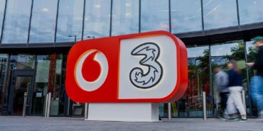 Li Ka-shing Vodafone'dan 5.4 Milyar Dolar Çekiliyor 8 Li-Ka-shing-Vodafone8217dan-5.4-Milyar-Dolar-Cekiliyor-featured