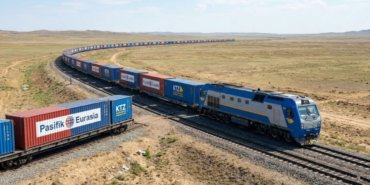 Orta Koridor'da Tarihi Sevkiyat: Türkiye'den Çin'e İlk Konteyner Treni 6 Orta-Koridor8217da-Tarihi-Sevkiyat-Turkiye8217den-Cin8217e-Ilk-Konteyner-Treni-featured