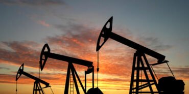 Petrol-ve-dogalgaz-sert-dustu-featured