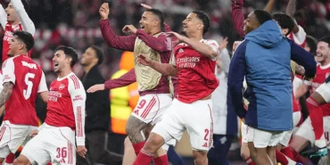 Premier-Lig-Sampiyonu-Arsenal-Oldu-featured