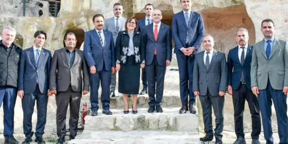 Şimşek: Doğu ve Güneydoğu’da 5 Yıldızlı Otel Yatırımı Şart