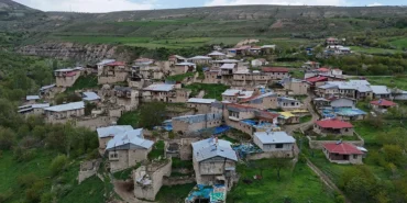 Sivas-Koyu-Zamana-Direniyor-800-Yillik-Mimari-Turist-Bekliyor-featured