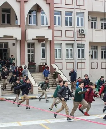 Son dakika.... Malatya'da eğitim ve öğretime 1 gün ara verildi 5 Son-dakika8230.-Malatya039da-egitim-ve-ogretime-1-gun-ara-verildi-featured