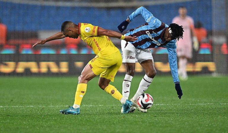Trabzonspor Evinde Göztepe İle Puan Kaybetti 1 Trabzonspor-Evinde-Goztepe-Ile-Puan-Kaybetti-featured