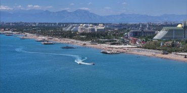 Turizmde-bayram-bereketi-9-gunluk-tatil-rezervasyonlari-artiracak-featured