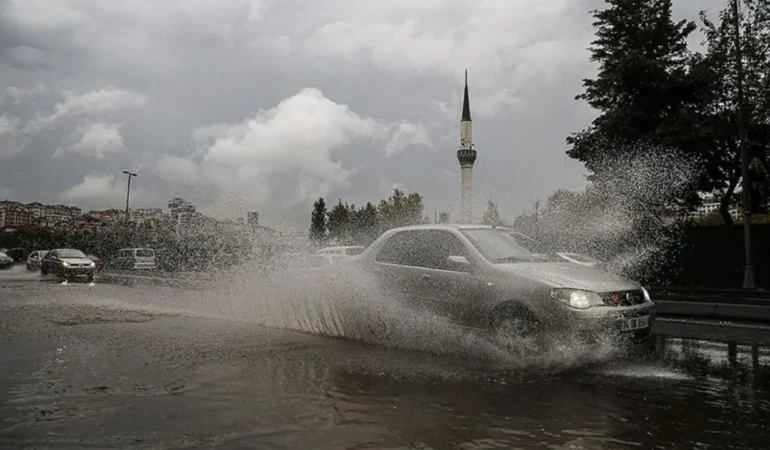 Turkiye-Genelinde-Saganak-Yagis-ve-Kuvvetli-Ruzgar-Bekleniyor-featured