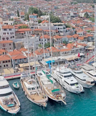 Turkiye-Yat-Turizmi-Akdeniz8217deki-Payi-Katlanabilir-featured
