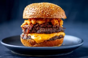 Unlu-burger-zinciri-darbe-aldi-Amiral-restoran-kapandi-featured