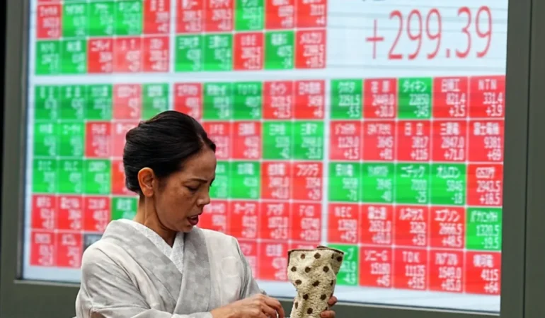 Yuan-Dolar-Karsisinda-Rekor-Kirdi-Ticaret-Zirvesi-Etkisi-featured
