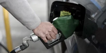 Akaryakıt Fiyatları Güncellendi: Benzin ve Motorine Zam Geldi 9 Akaryakit-Fiyatlari-Guncellendi-Benzin-ve-Motorine-Zam-Geldi-featured