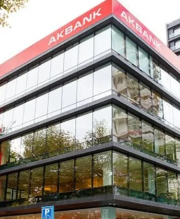 Akbank-33-Milyar-TL8217lik-Takipteki-Alacak-Portfoyu-Satildi-featured
