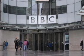 BBC8217de-550-Kisi-Isten-Cikariliyor-Medya-Sektorunde-Kapsamli-Yeniden-Yapilanma-featured