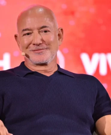 Bezos-Yapay-Zeka-Issizlik-Yaratmayacak-Acik-Olusturacak-featured
